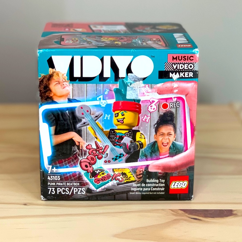 LEGO Vidiyo Punk Pirate Beatbox Music Video Maker 43103
